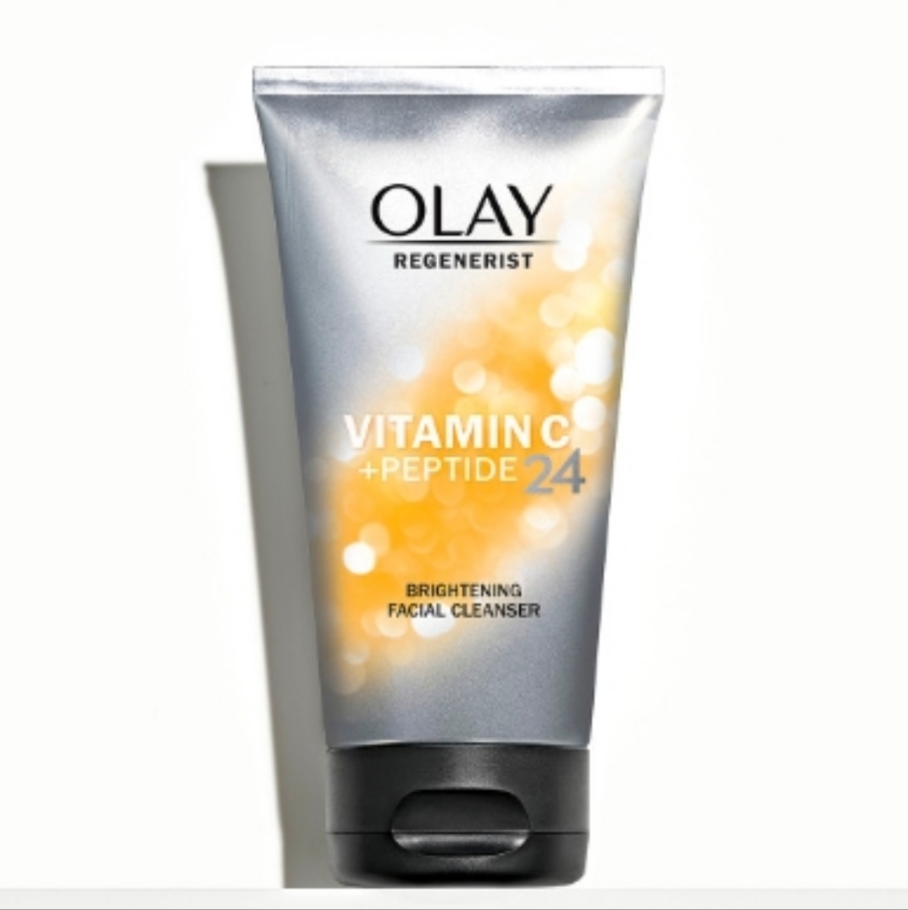 Olay Regenerist Vitamin C + Peptide 24